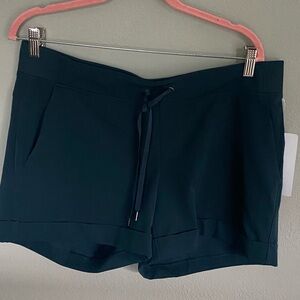 Athleta Midtown Shorts Teal Blue Size 14 NWT